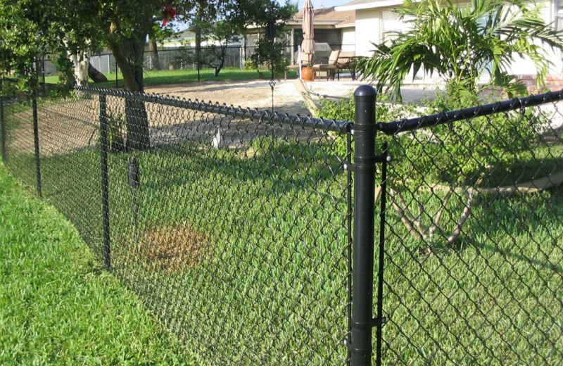 coated chain link fence